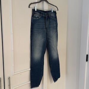 NEW WITH TAGS SEROYA JEANS. Perfect for any occasion!